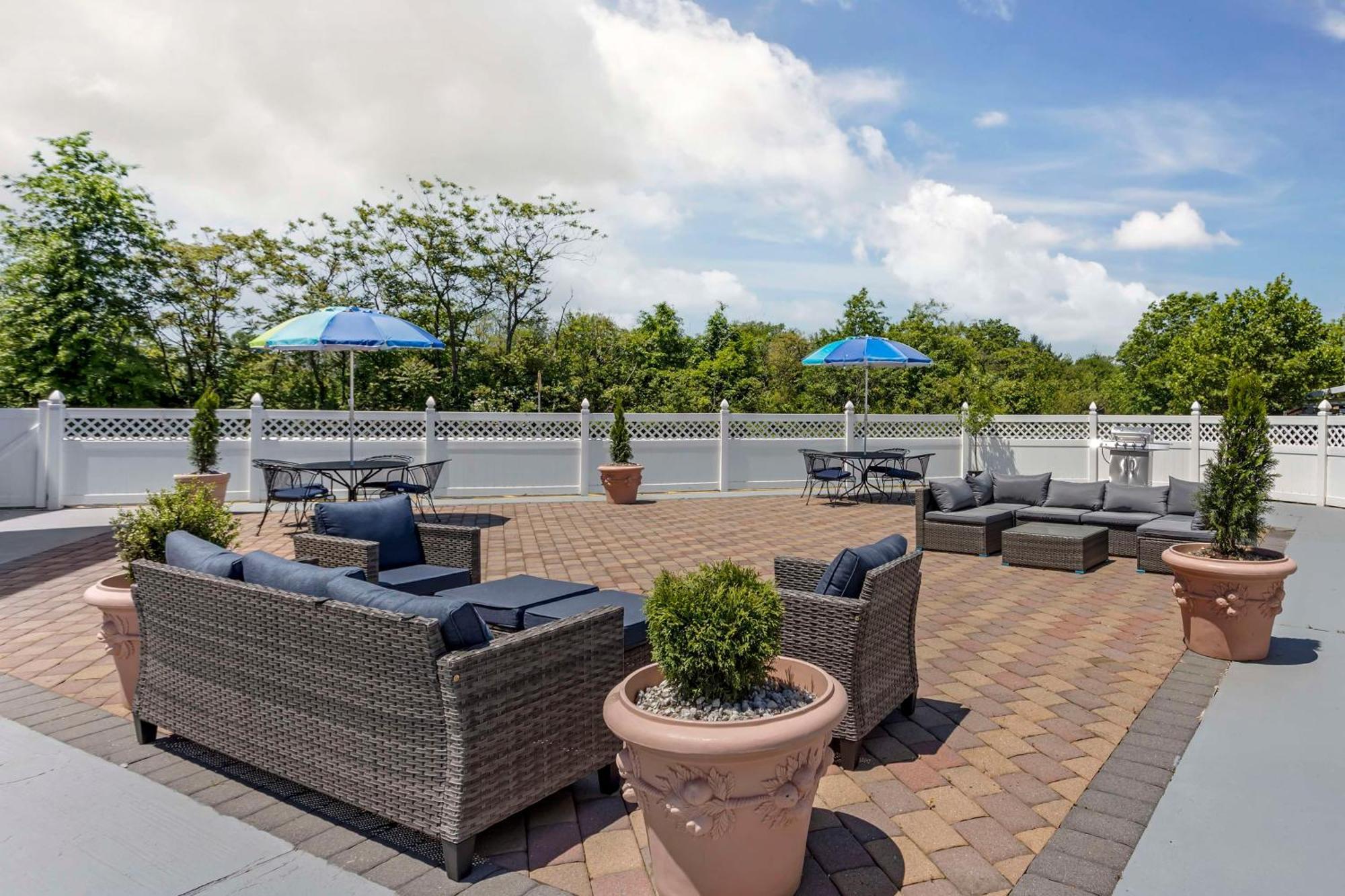 Best Western Rutgers University Hotel East Brunswick Exterior foto