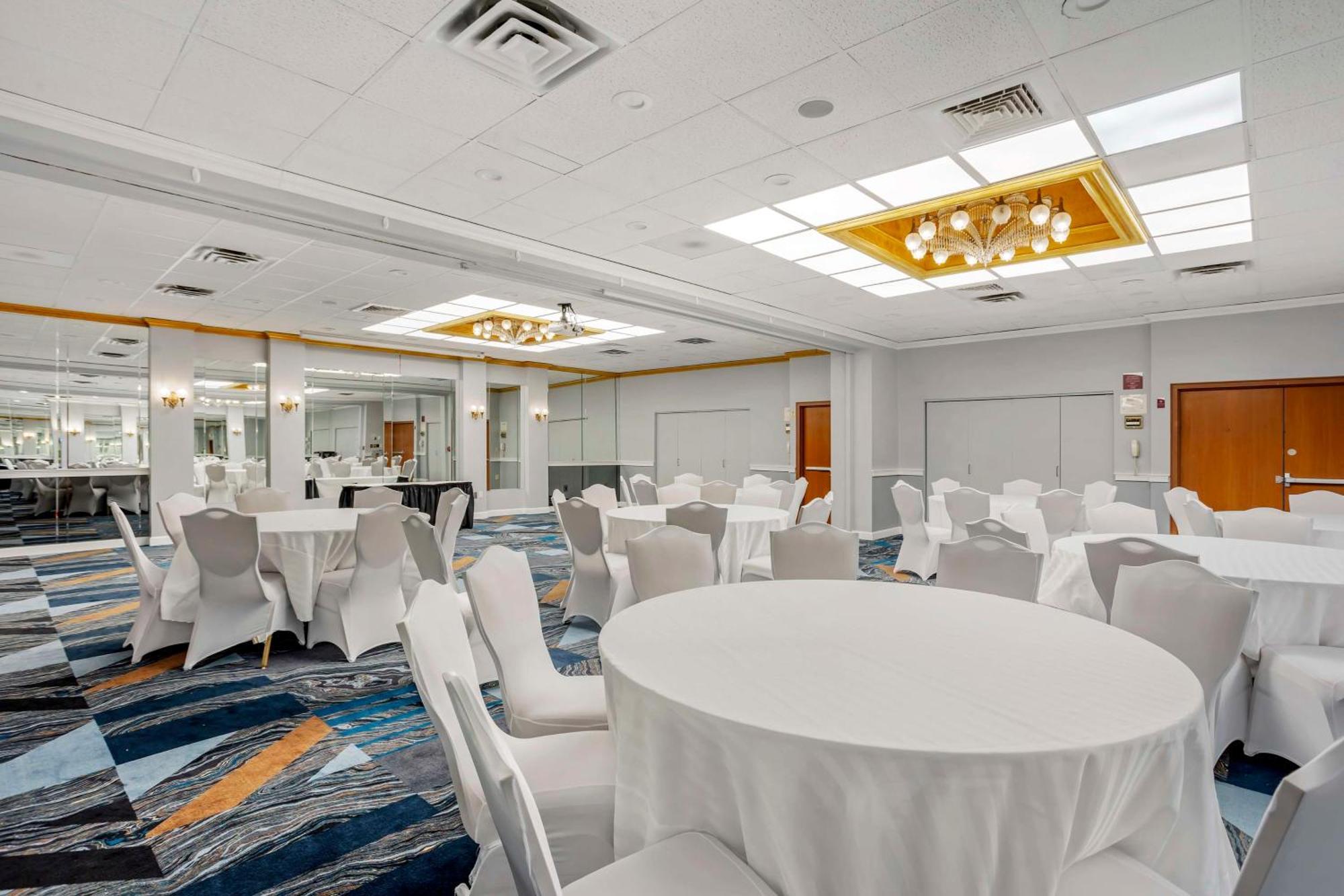 Best Western Rutgers University Hotel East Brunswick Exterior foto